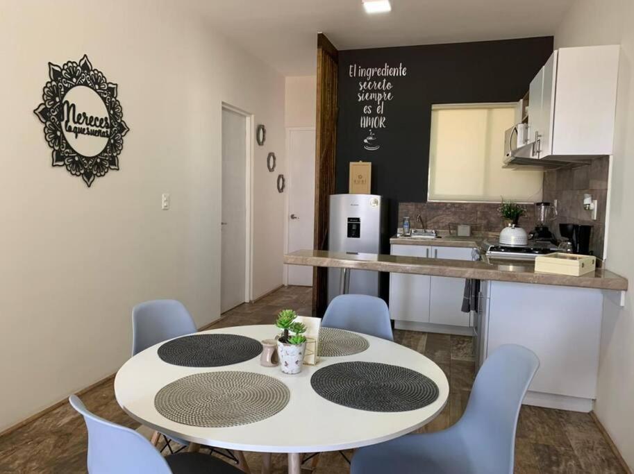 Departamento Completo Y Equipado Con 2 Habitaciones 레온 외부 사진