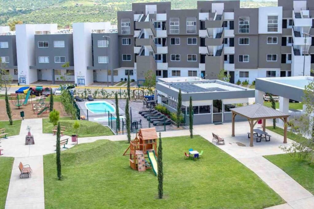 Departamento Completo Y Equipado Con 2 Habitaciones 레온 외부 사진